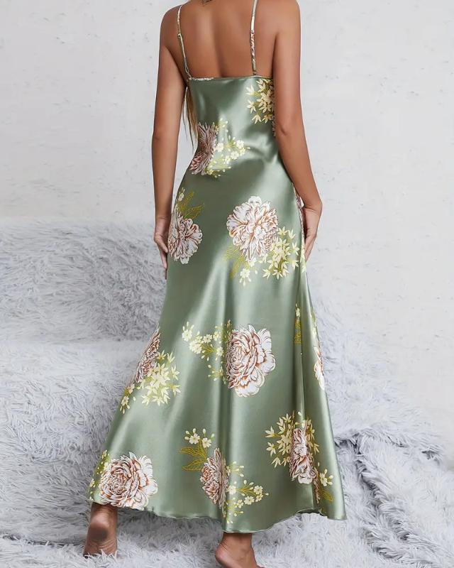 Camisón con estampado de flores y tirantes de espagueti