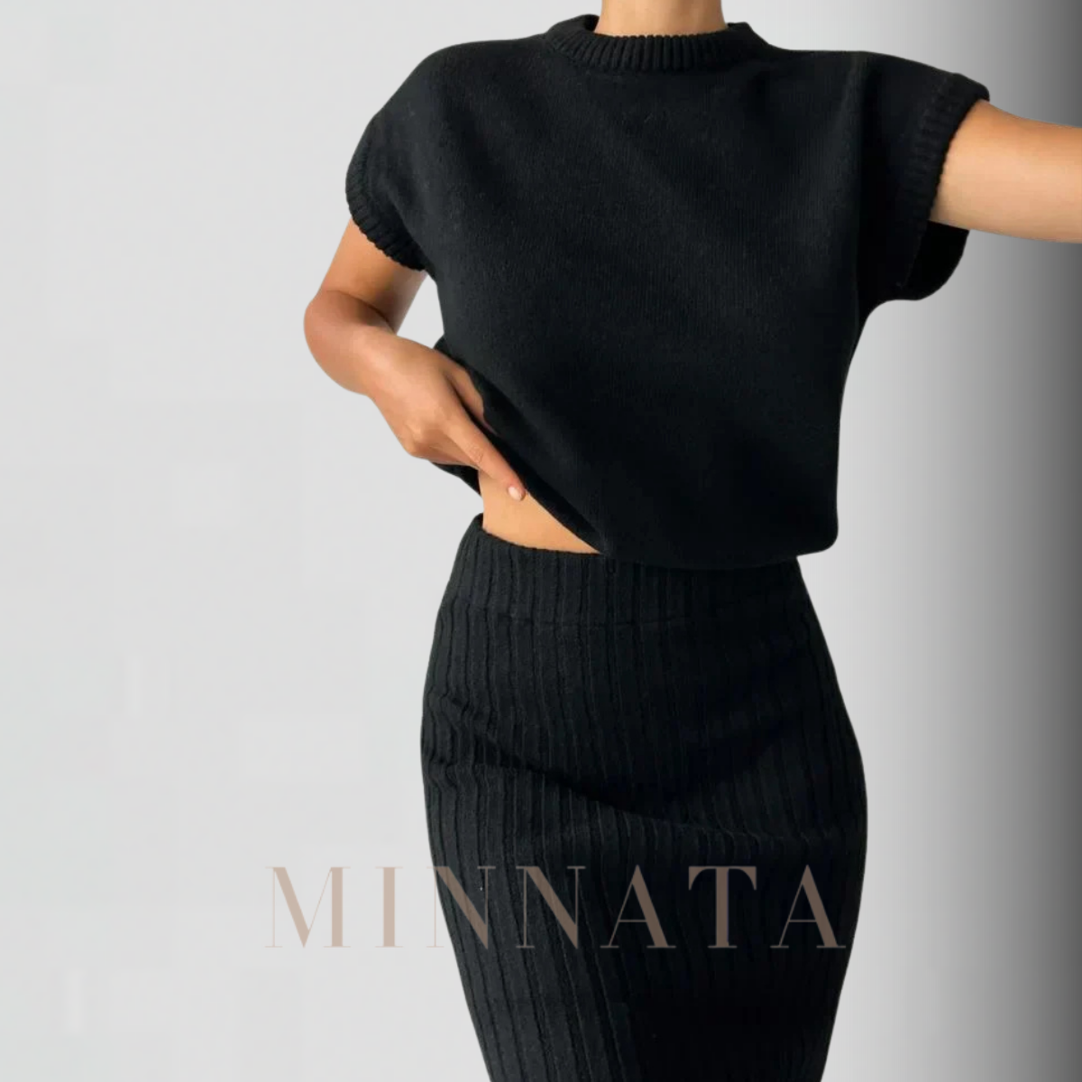 Conjunto de Dos Piezas Elegante y Suave