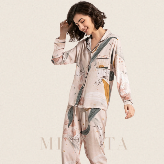 Pijama de mujer de manga larga con estampado floral