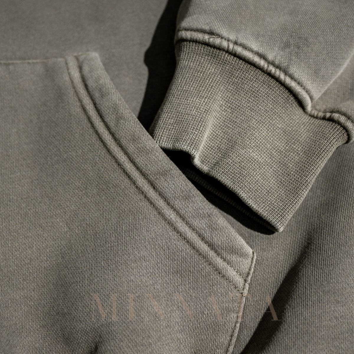 Hoodie Crop Washed® - Con capucha