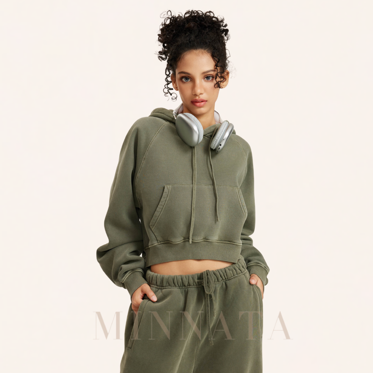 Hoodie Crop Washed® - Con capucha