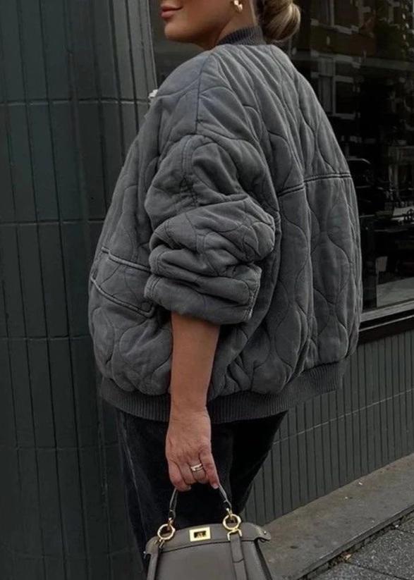 Chaqueta bomber cómoda y acolchada
