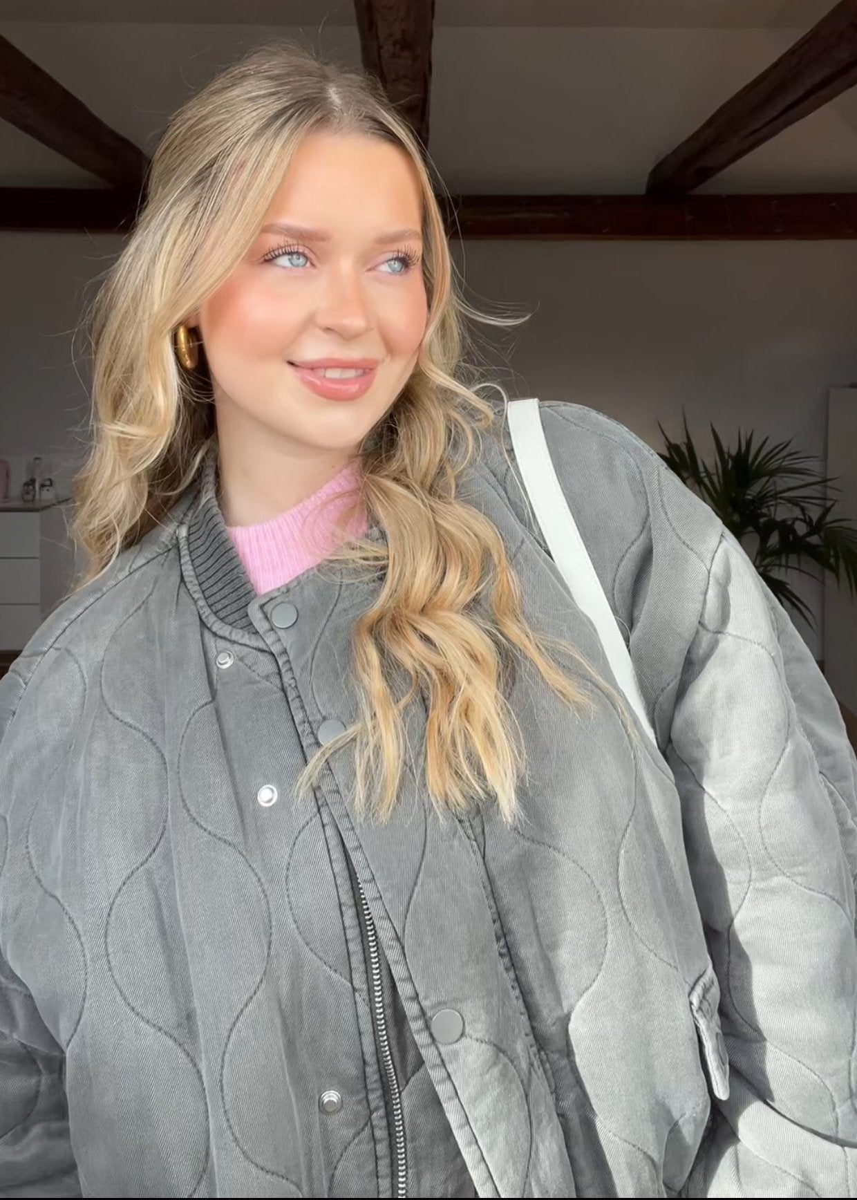 Chaqueta bomber cómoda y acolchada
