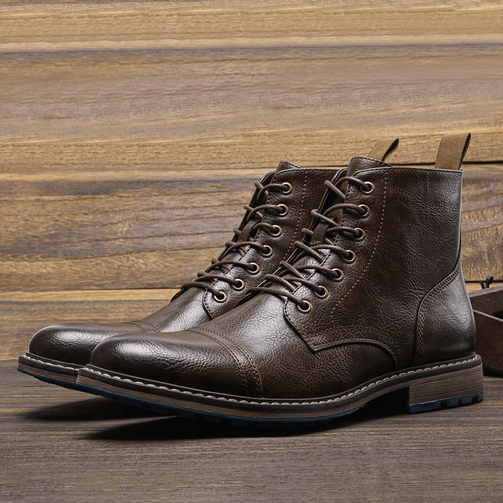 Botines de caballero moderno