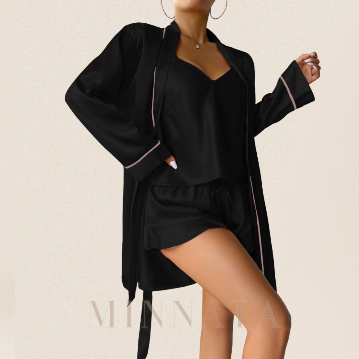 Conjunto de loungewear de tres piezas con bata de baño