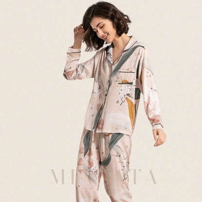 Pijama de mujer de manga larga con estampado floral