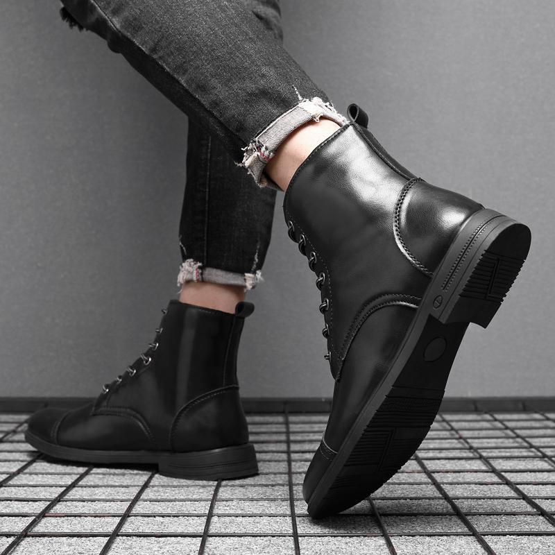 Botines elegantes de caña alta