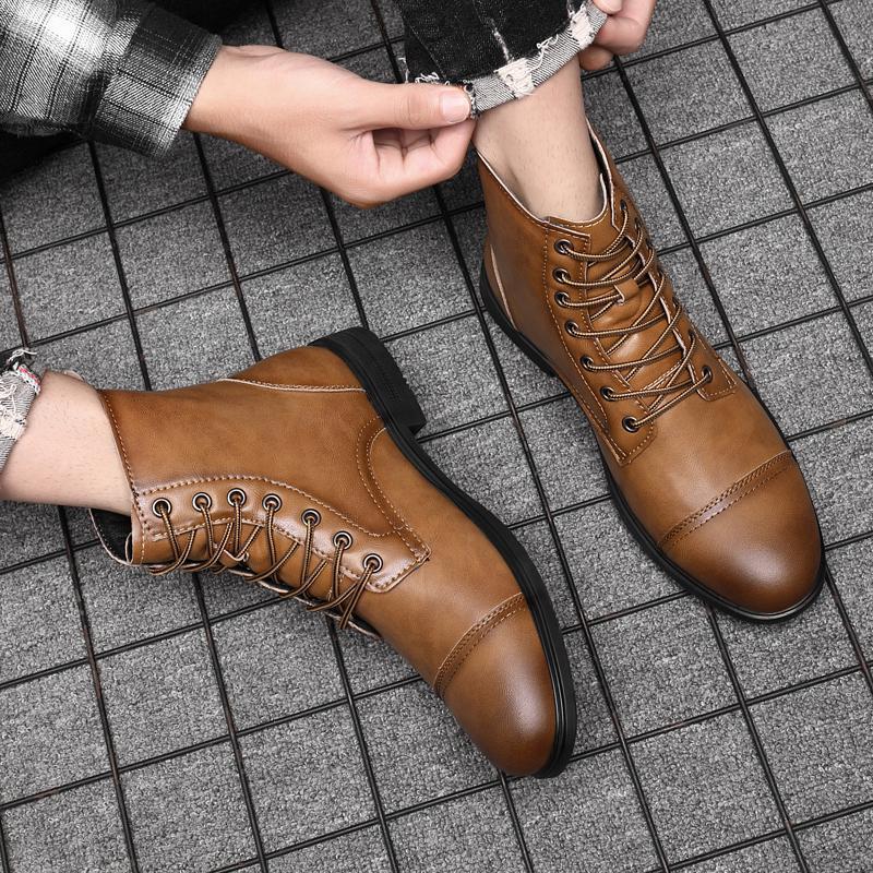 Botines elegantes de caña alta